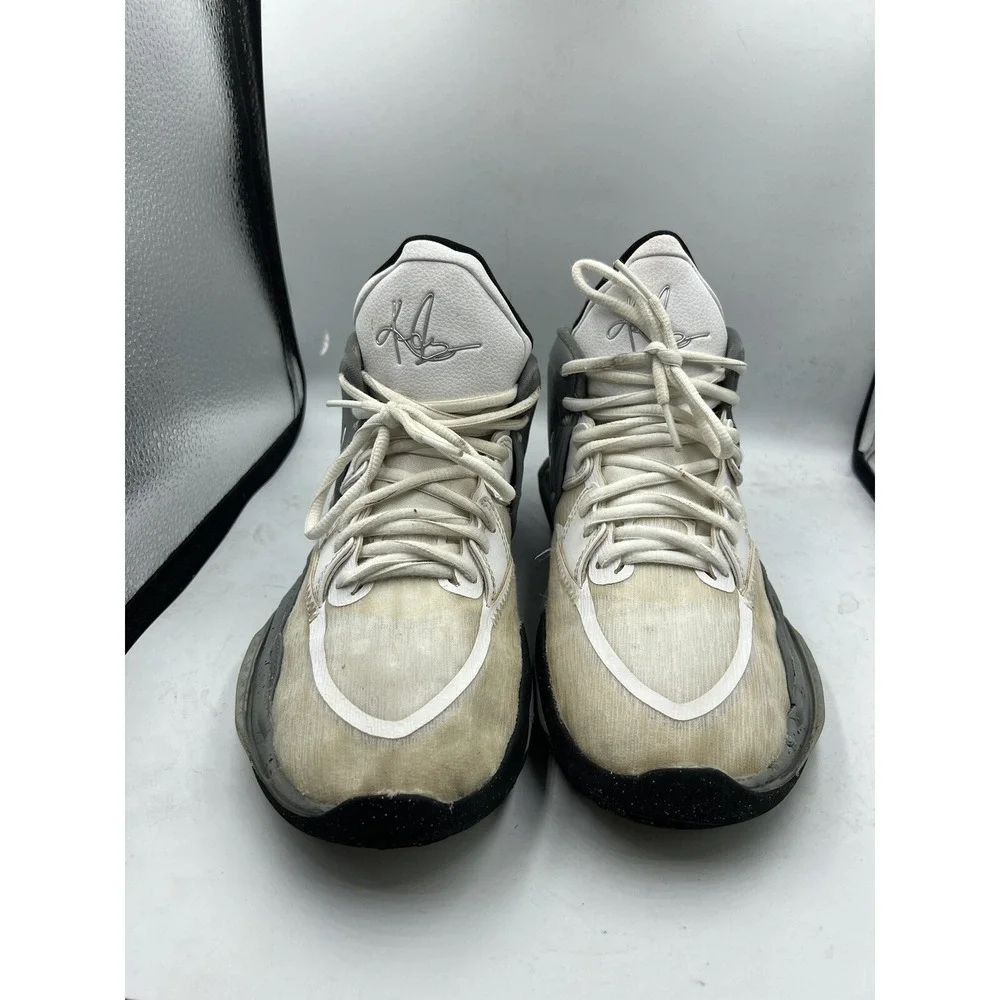 Nike‎ Boys Kyrie Infinity SE DD0335-108 Gray Basketball Shoes Sneakers Size 6.5Y